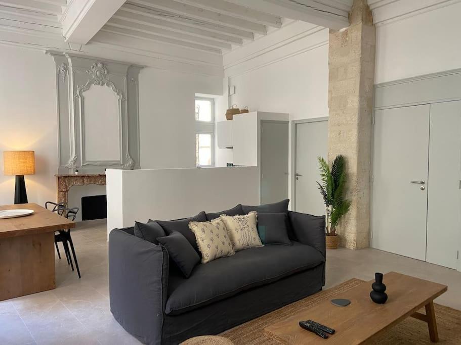 Appartement Avec Ventilateurs Proche Du Palais Des Papes Avignon Buitenkant foto