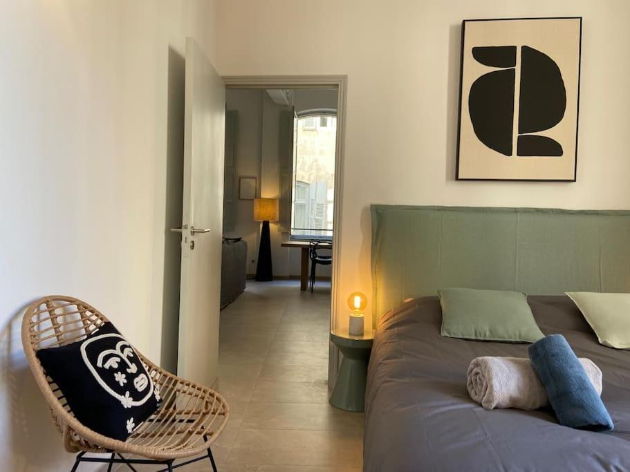 Appartement Avec Ventilateurs Proche Du Palais Des Papes Avignon Buitenkant foto